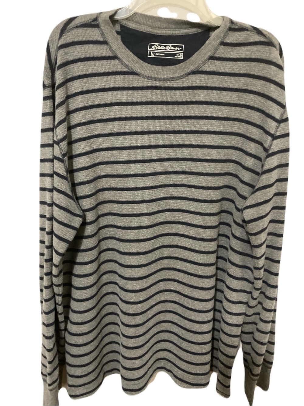 Eddie Bauer Men's Navy and Light Gray Striped Crewneck Sweater